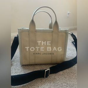 Marc Jacobs The Tote Bag